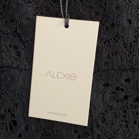 NEW Alexis lace romper. - Picture 3 of 4